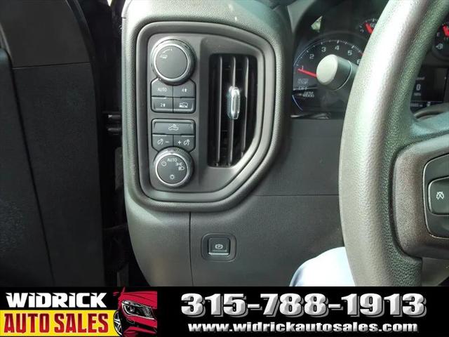2021 Chevrolet Silverado 1500 4WD Double Cab Standard Bed Custom