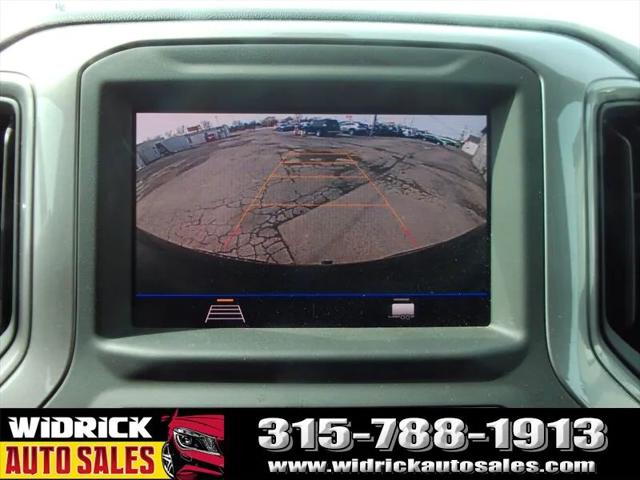 2021 Chevrolet Silverado 1500 4WD Double Cab Standard Bed Custom