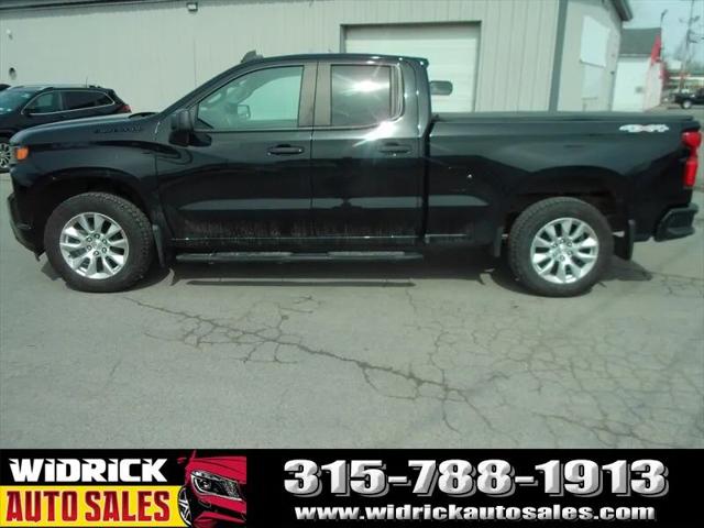 2021 Chevrolet Silverado 1500 4WD Double Cab Standard Bed Custom