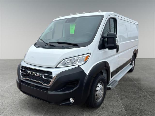 2023 RAM ProMaster 2500 Cargo Van Low Roof 136 WB 2023 RAM ProMaster 2500 Cargo Van Low Roof 136 WB