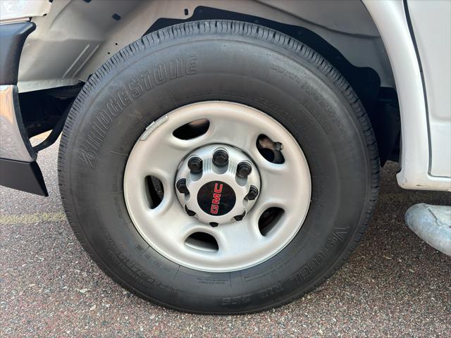 2023 GMC Savana Cargo RWD 2500 Regular Wheelbase Work Van
