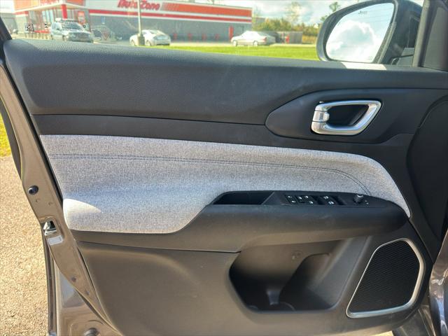 2023 Jeep Compass Latitude 4x4 2023 Jeep Compass Latitude 4x4