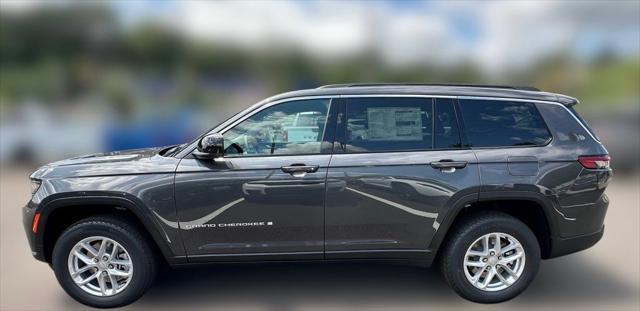2025 Jeep Grand Cherokee GRAND CHEROKEE L LAREDO X 4X4