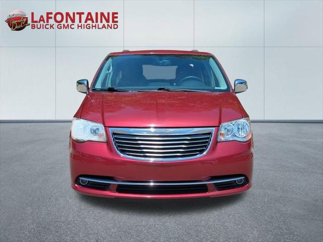 2015 Chrysler Town and Country Touring-L 2015 Chrysler Town and Country Touring-L