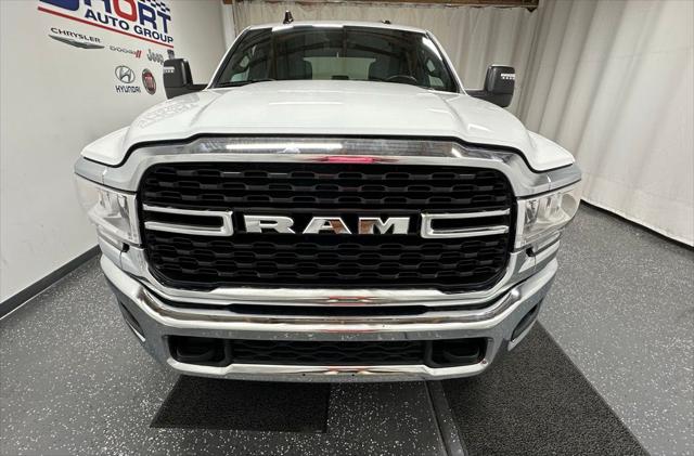 2024 RAM 2500 Big Horn Crew Cab 4x4 64 Box