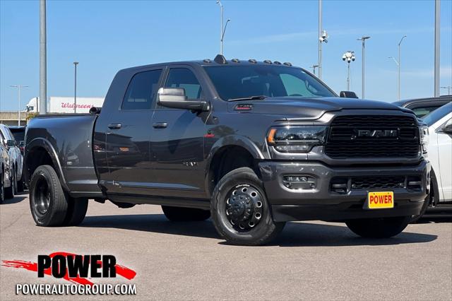 2022 RAM 3500 Limited Mega Cab 4x4 64 Box 2022 RAM 3500 Limited Mega Cab 4x4 64 Box