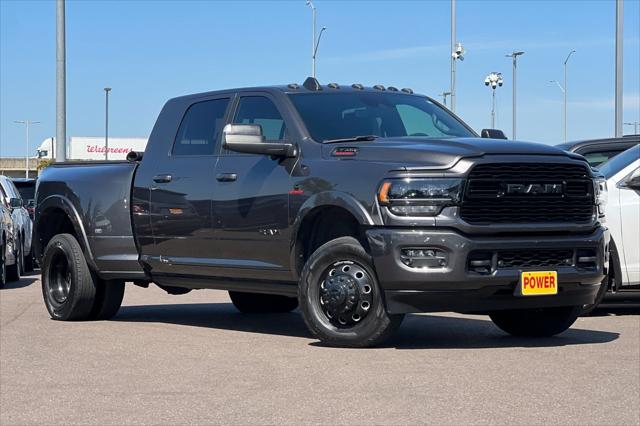 2022 RAM 3500 Limited Mega Cab 4x4 64 Box 2022 RAM 3500 Limited Mega Cab 4x4 64 Box