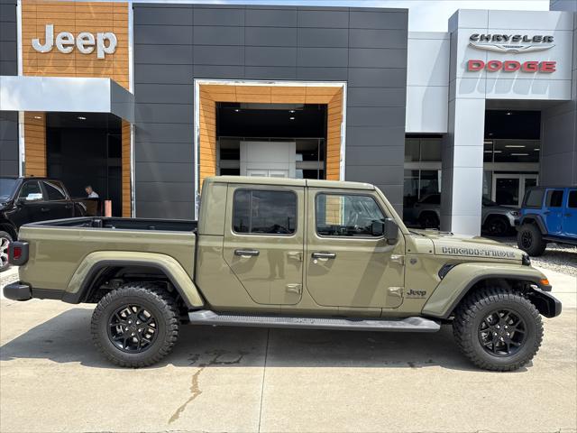 2025 Jeep Gladiator GLADIATOR HIGH TIDE 4X4 2025 Jeep Gladiator GLADIATOR HIGH TIDE 4X4