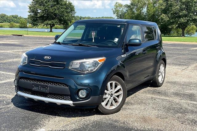 2017 Kia Soul + 2017 Kia Soul +