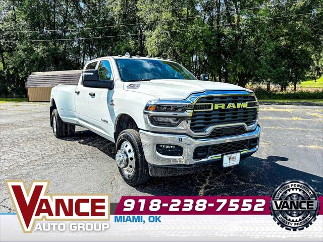 2025 RAM Ram 3500 RAM 3500 BIG HORN CREW CAB 4X4 8 BOX