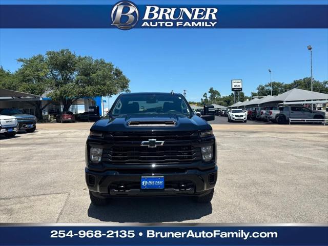 2025 Chevrolet Silverado 2500HD 4WD Crew Cab Standard Bed Custom
