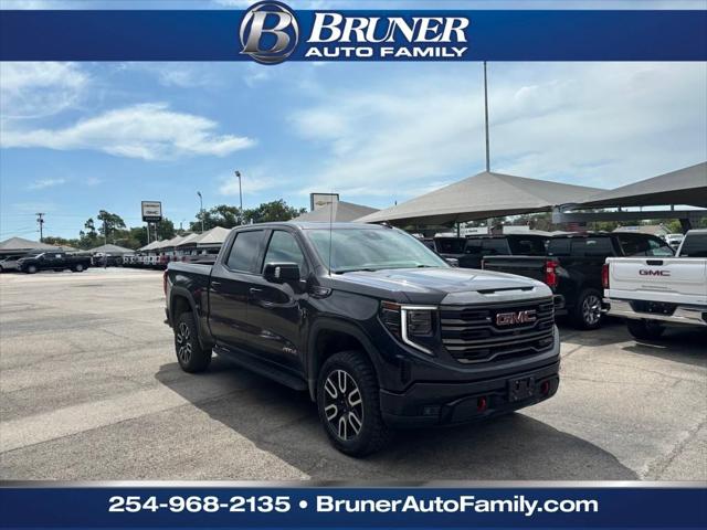 2024 GMC Sierra 1500 4WD Crew Cab Short Box AT4