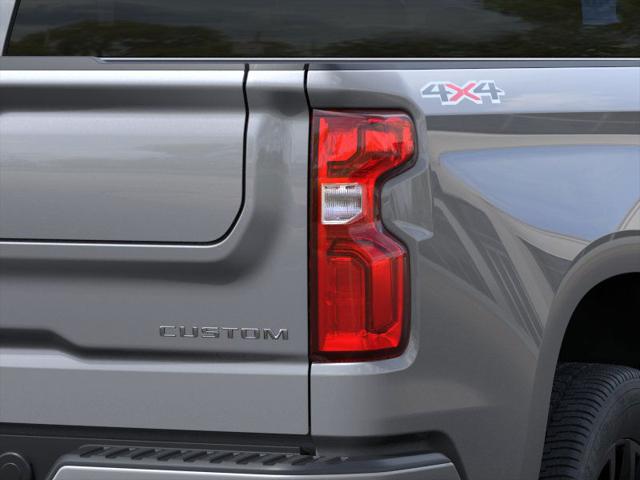 2026 Chevrolet Silverado 1500 4WD Crew Cab Short Bed Custom