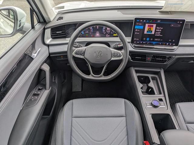 2025 Volkswagen Tiguan 2.0T SE