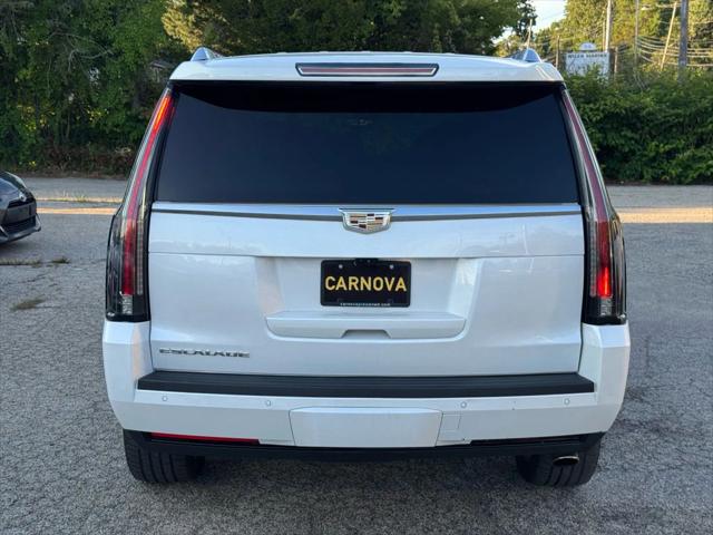 2019 Cadillac Escalade Luxury