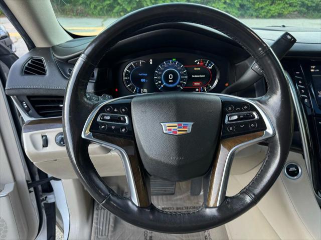 2019 Cadillac Escalade Luxury