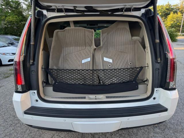 2019 Cadillac Escalade Luxury