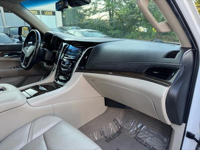 2019 Cadillac Escalade Luxury