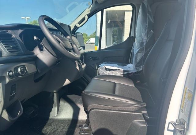 2025 Ford Transit Cargo Van Base