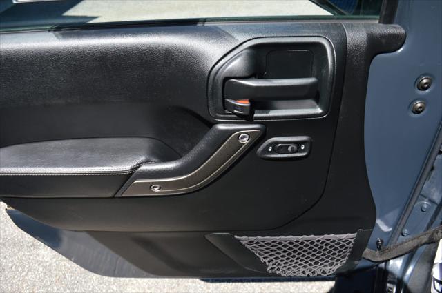 2018 Jeep Wrangler JK Unlimited Golden Eagle 4x4