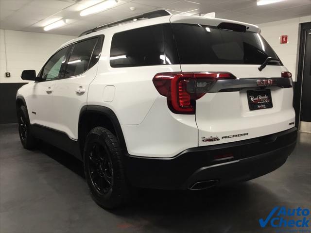 2022 GMC Acadia AWD AT4