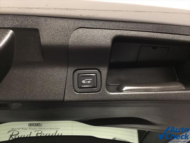 2022 GMC Acadia AWD AT4