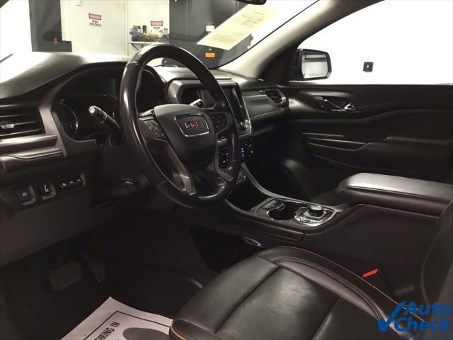 2022 GMC Acadia AWD AT4
