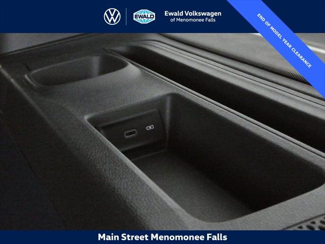 2025 Volkswagen ID. Buzz Pro S Plus with 4MOTION
