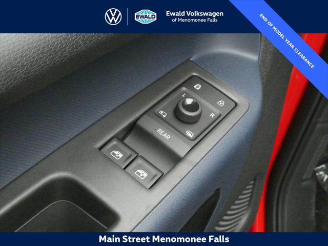 2025 Volkswagen ID. Buzz Pro S Plus with 4MOTION