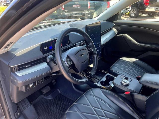 2022 Ford Mustang Mach-E Select