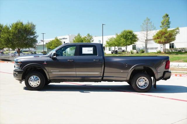 2026 RAM Ram 3500 RAM 3500 LIMITED CREW CAB 4X4 8 BOX
