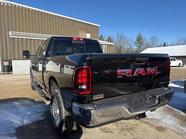 2026 RAM Ram 3500 RAM 3500 TRADESMAN CREW CAB 4X4 64 BOX