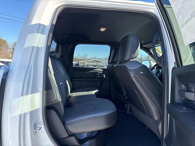 2026 Ram 3500 Tradesman Crew Cab 4x4 6'4" Box