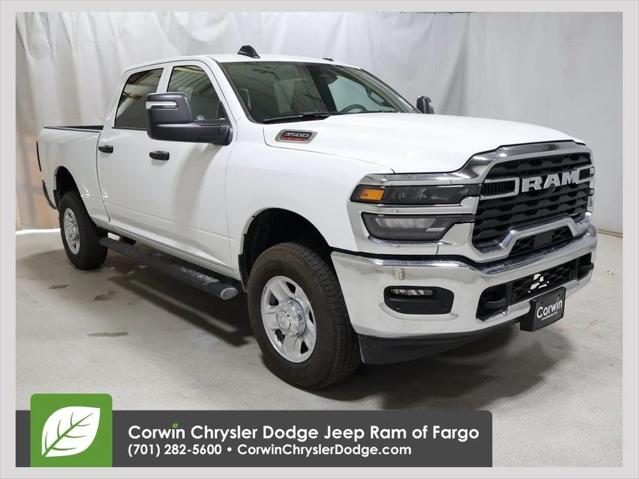 2026 RAM Ram 3500 RAM 3500 TRADESMAN CREW CAB 4X4 64 BOX