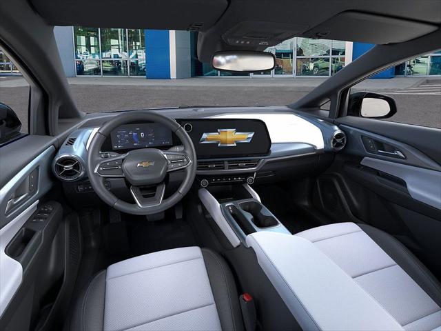 2025 Chevrolet Equinox LT 2