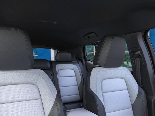 2025 Chevrolet Equinox LT 2