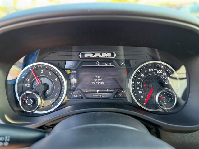 2025 RAM Ram 1500 RAM 1500 BIG HORN CREW CAB 4X2 57 BOX