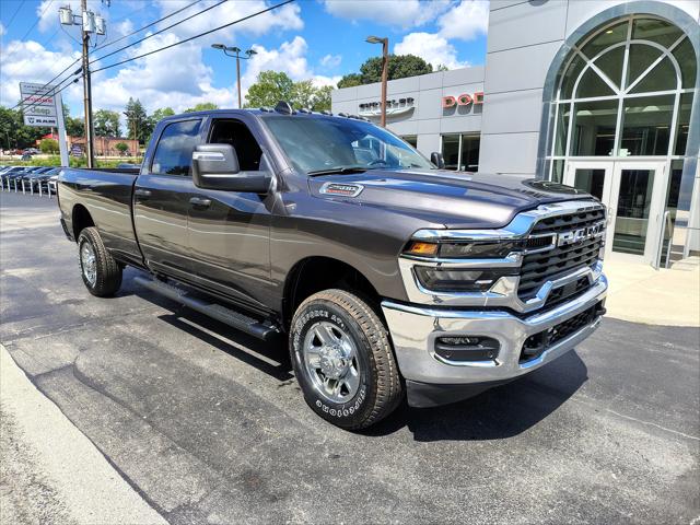 2026 RAM Ram 2500 RAM 2500 TRADESMAN CREW CAB 4X4 8 BOX