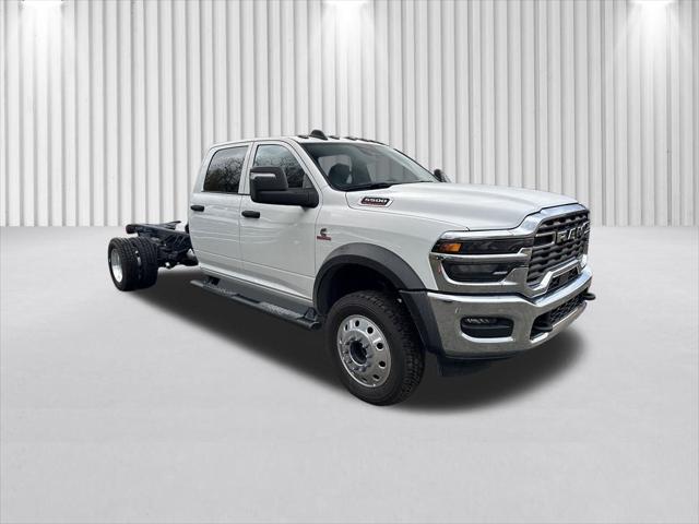 2026 RAM Ram 5500 Chassis Cab RAM 5500 TRADESMAN CHASSIS CREW CAB 4X4 84 CA