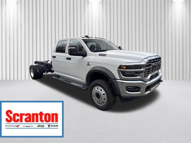 2026 RAM Ram 5500 Chassis Cab RAM 5500 TRADESMAN CHASSIS CREW CAB 4X4 84 CA 2026 RAM Ram 5500 Chassis Cab RAM 5500 TRADESMAN CHASSIS CREW CAB 4X4 84 CA