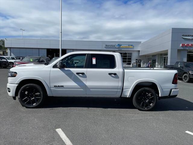 2026 Ram 1500 Laramie Crew Cab 4x4 5'7" Box