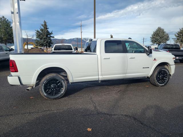 2026 RAM Ram 3500 RAM 3500 LIMITED CREW CAB 4X4 8 BOX