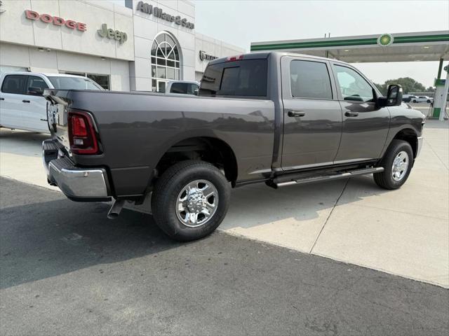 2026 Ram 3500 Tradesman Crew Cab 4x4 6'4" Box