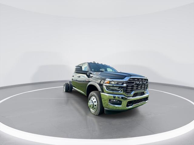 2026 RAM Ram 3500 Chassis Cab RAM 3500 TRADESMAN CREW CAB CHASSIS 4X4 60 CA 2026 RAM Ram 3500 Chassis Cab RAM 3500 TRADESMAN CREW CAB CHASSIS 4X4 60 CA