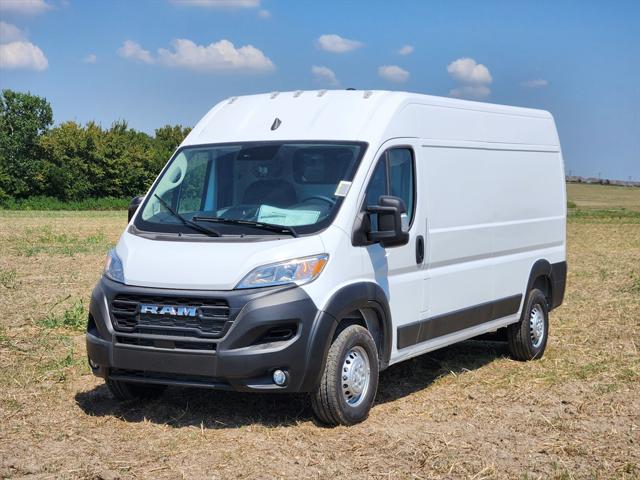 2026 RAM ProMaster Cargo Van Tradesman