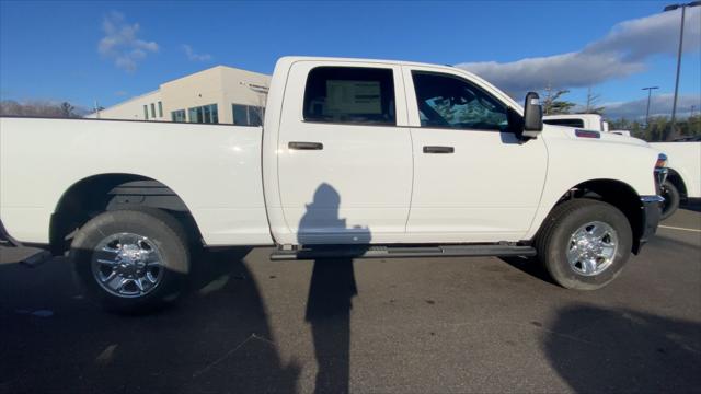 2026 RAM Ram 3500 RAM 3500 TRADESMAN CREW CAB 4X4 64 BOX