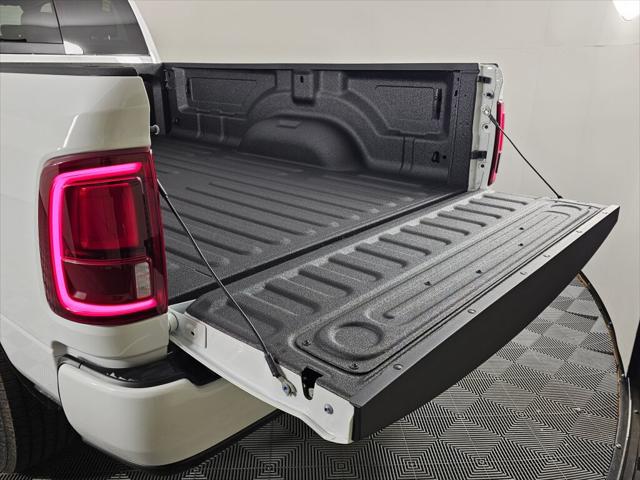 2026 Ram 2500 Laramie Crew Cab 4x4 8' Box