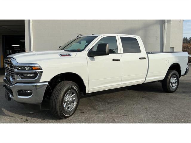 2026 RAM Ram 2500 RAM 2500 TRADESMAN CREW CAB 4X4 8 BOX