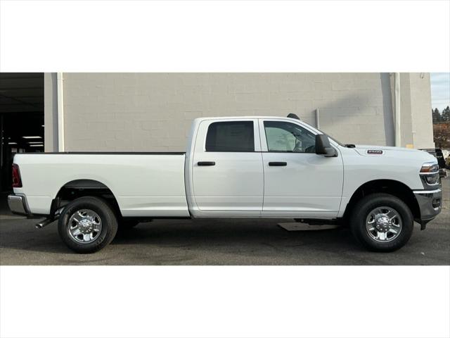 2026 RAM Ram 2500 RAM 2500 TRADESMAN CREW CAB 4X4 8 BOX