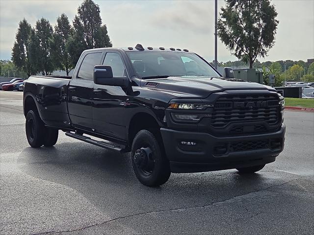 2026 RAM Ram 3500 RAM 3500 TRADESMAN CREW CAB 4X4 8 BOX